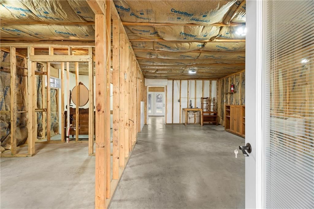 609 N Wood Street — photo 7