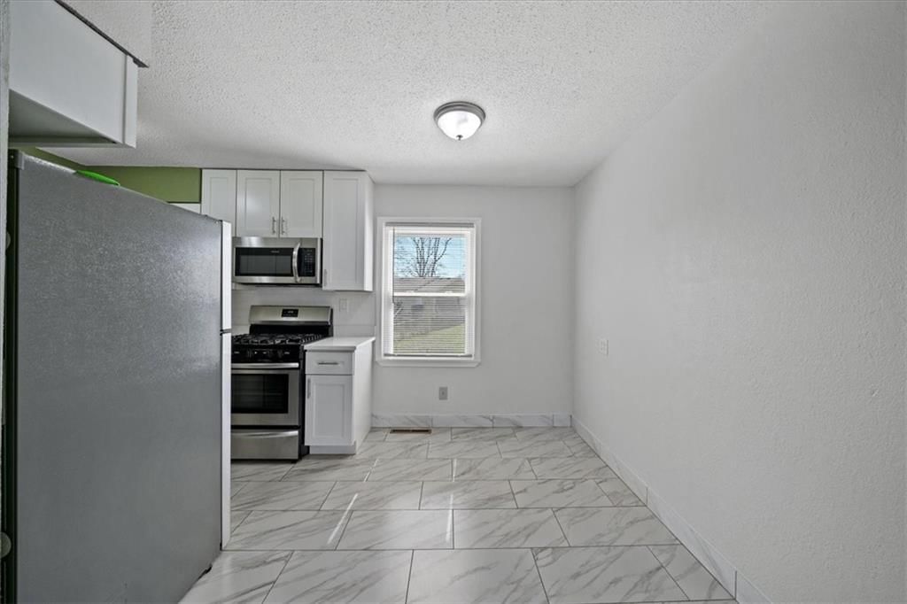 16501 E 3RD Street — photo 8