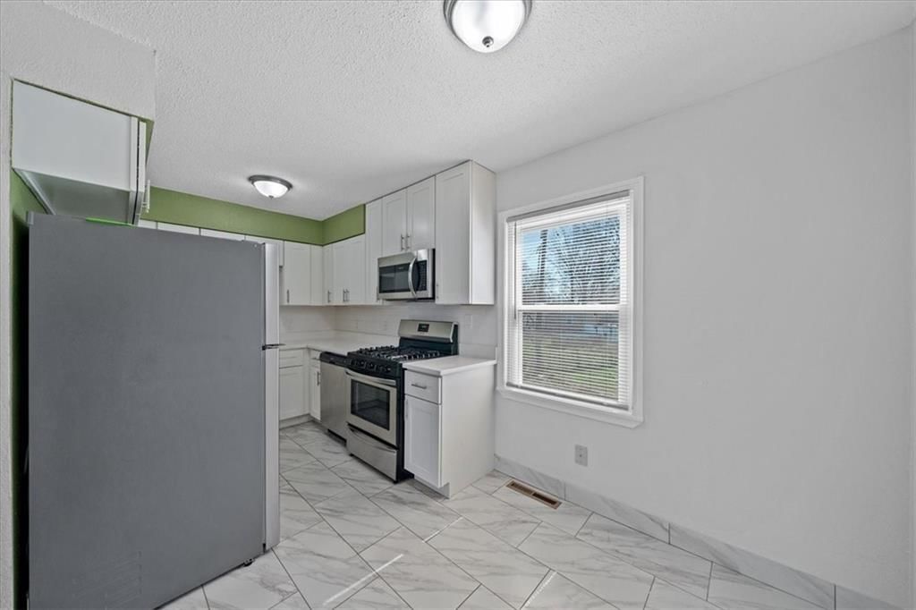 16501 E 3RD Street — photo 9