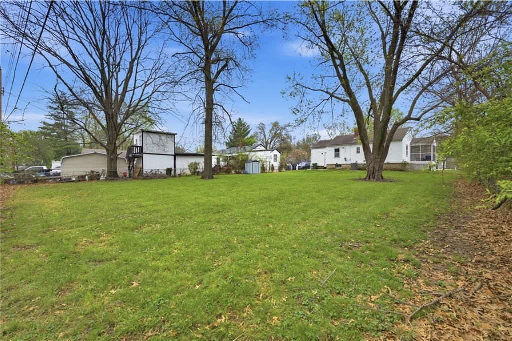 8920 Rose Lane — photo 23