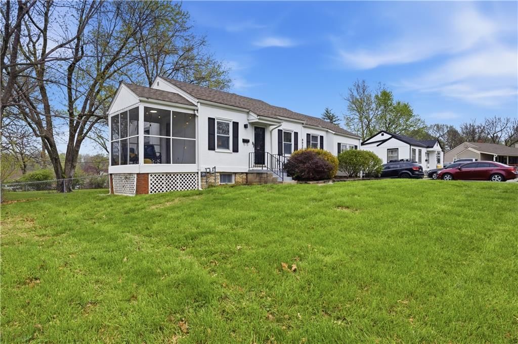8920 Rose Lane — photo 34