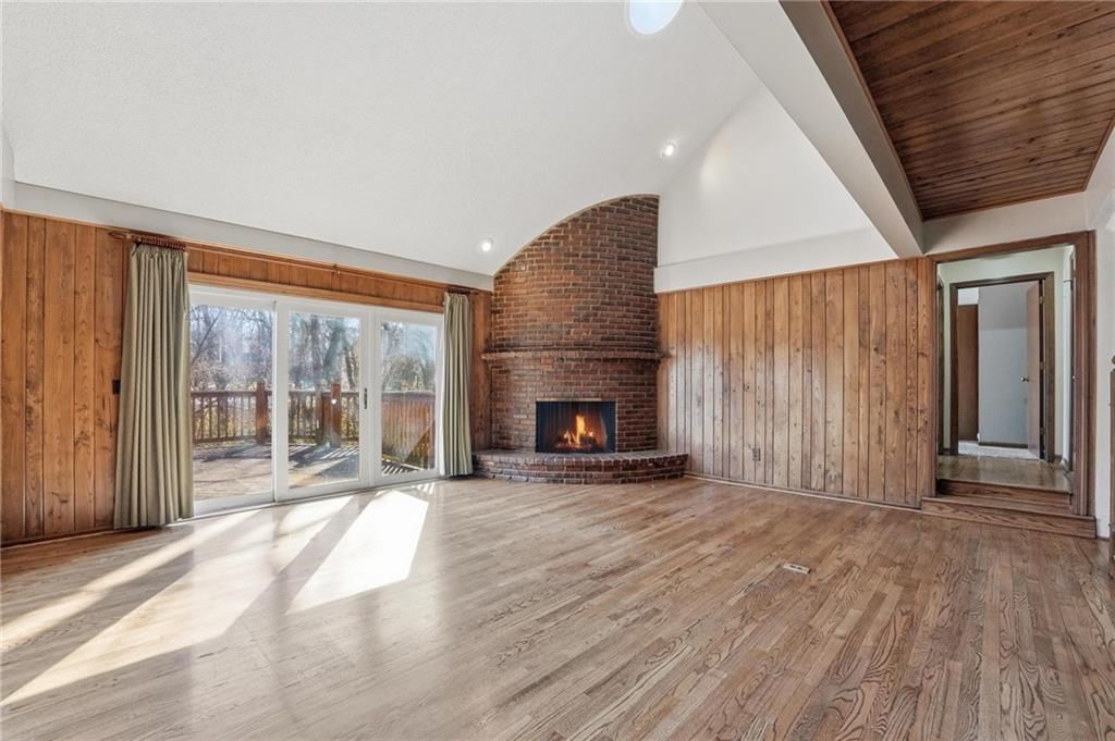 8505 Rosehill Road — photo 15