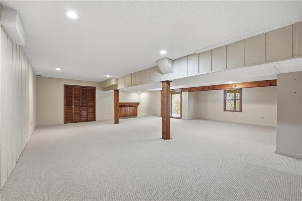8505 Rosehill Road — photo 41