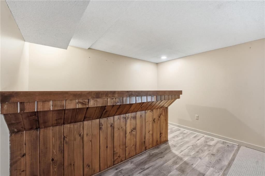 8505 Rosehill Road — photo 43