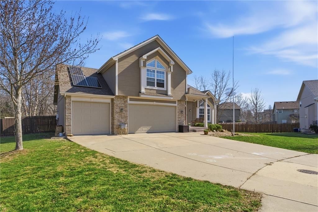 611 Chardonnay Court — photo 2