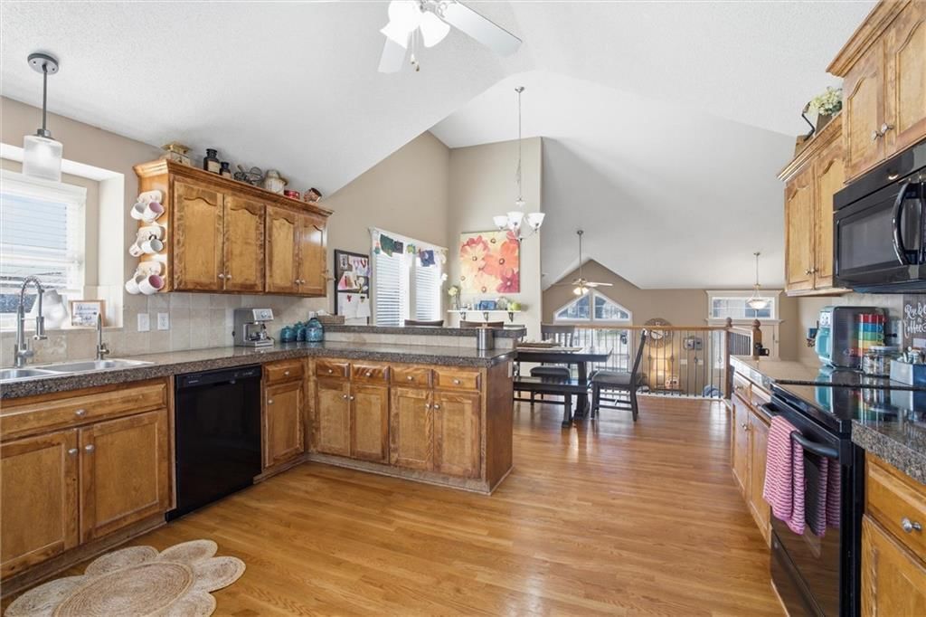 611 Chardonnay Court — photo 11