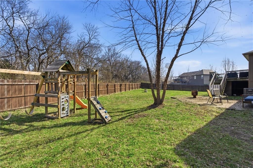 611 Chardonnay Court — photo 33