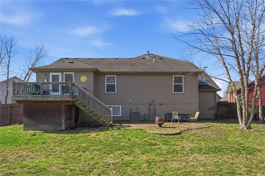 611 Chardonnay Court — photo 35