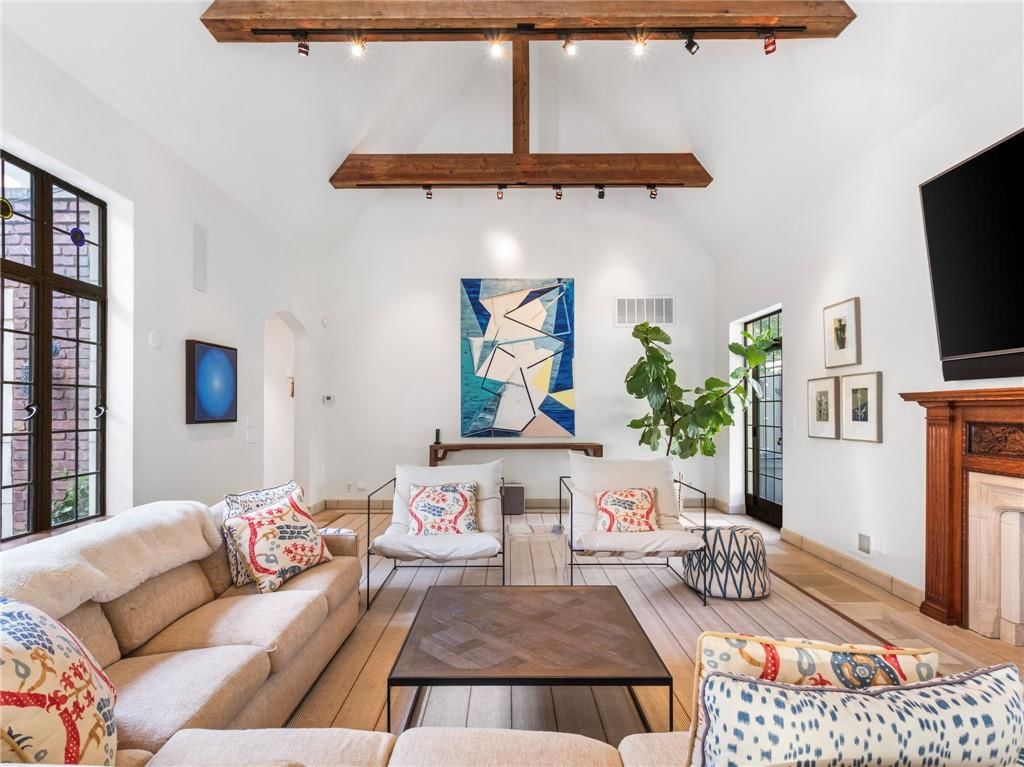 1220 W 64th Street — photo 15