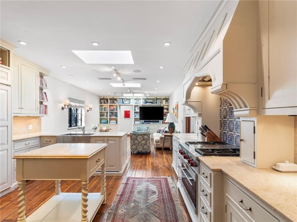 1220 W 64th Street — photo 18