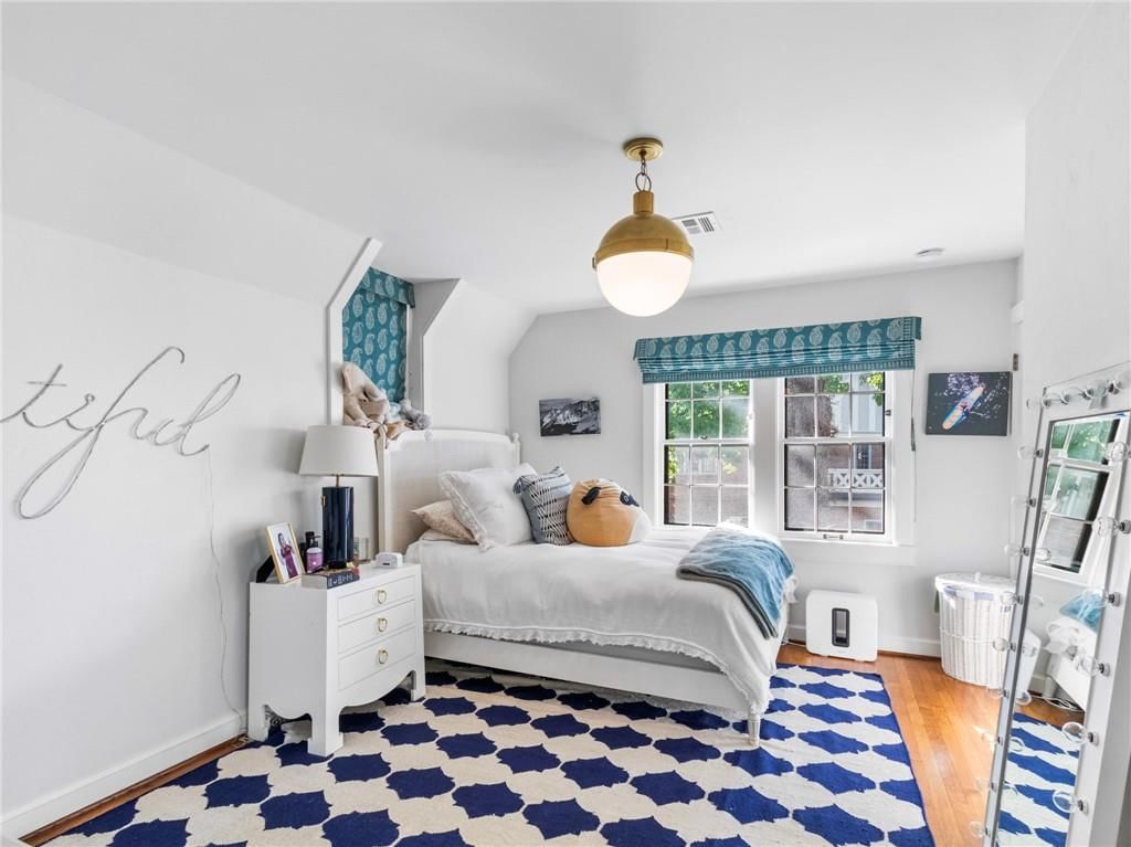 1220 W 64th Street — photo 35