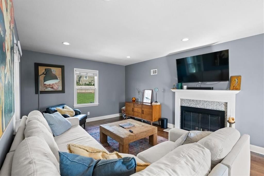 5812 Newton Street — photo 10
