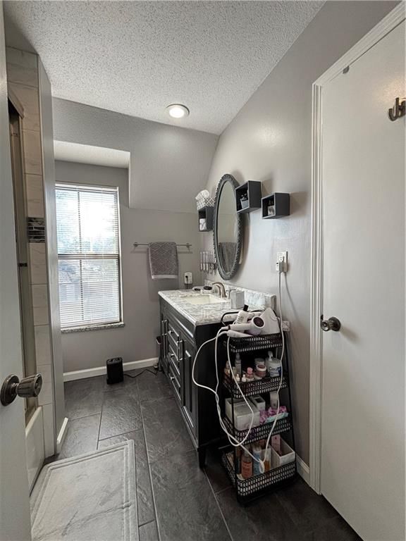 10225 Conser Street — photo 4