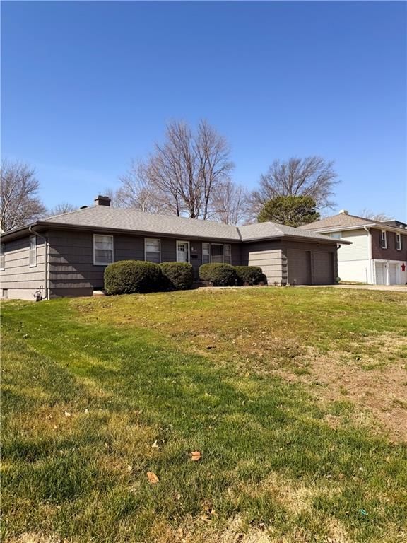 4980 NE Chouteau Drive — photo 6