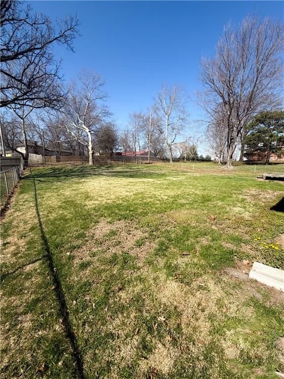 4980 NE Chouteau Drive — photo 53