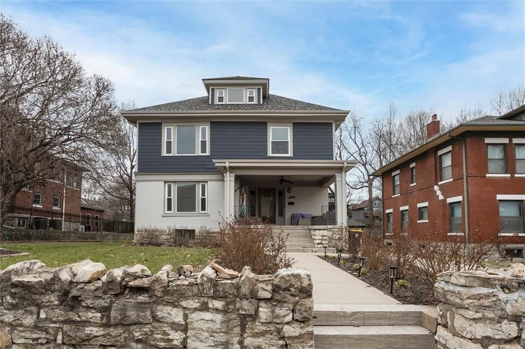 2918 Harrison Street — photo 1