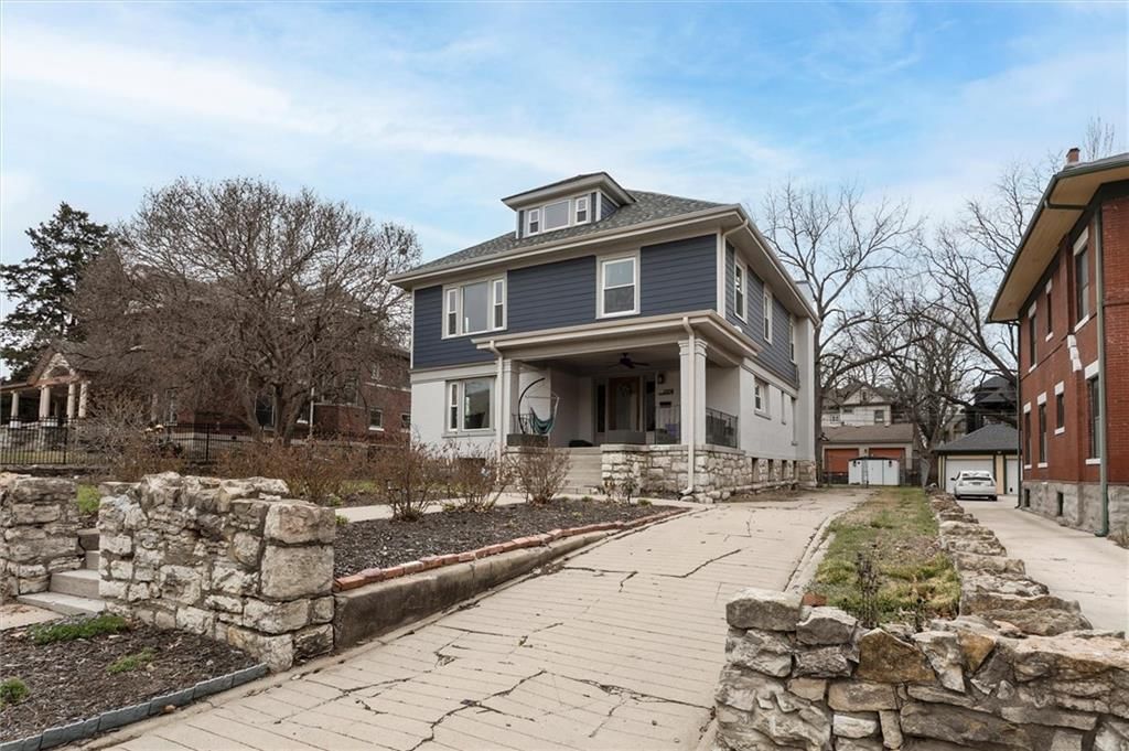 2918 Harrison Street — photo 3