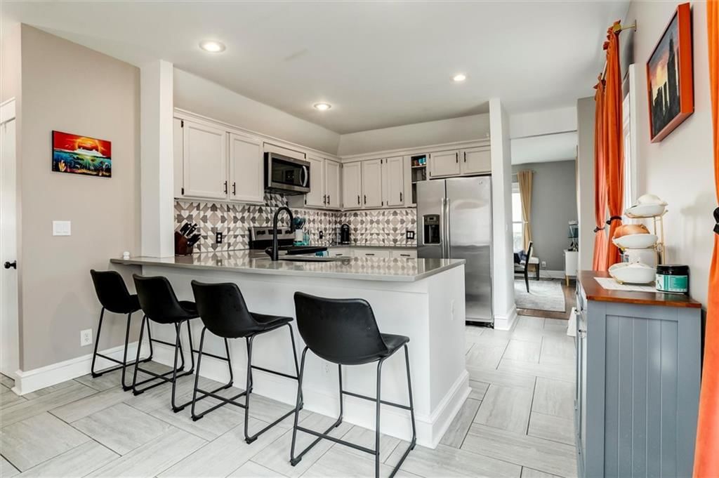 2918 Harrison Street — photo 10