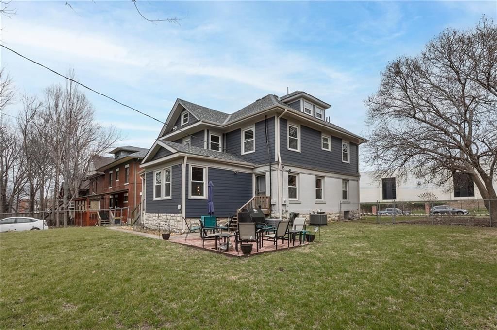 2918 Harrison Street — photo 28