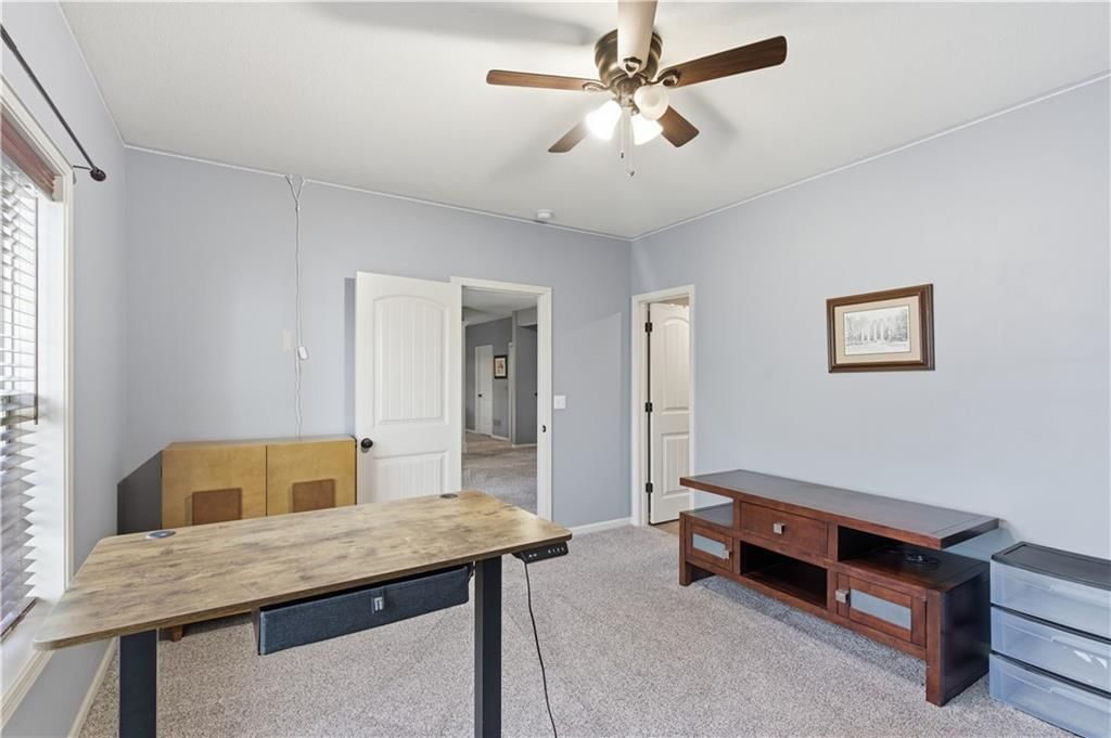 9425 N Spruce Court — photo 18
