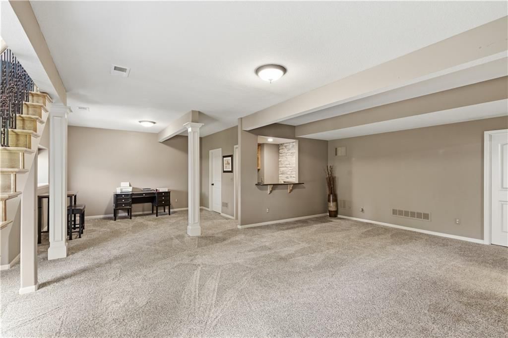 9425 N Spruce Court — photo 22