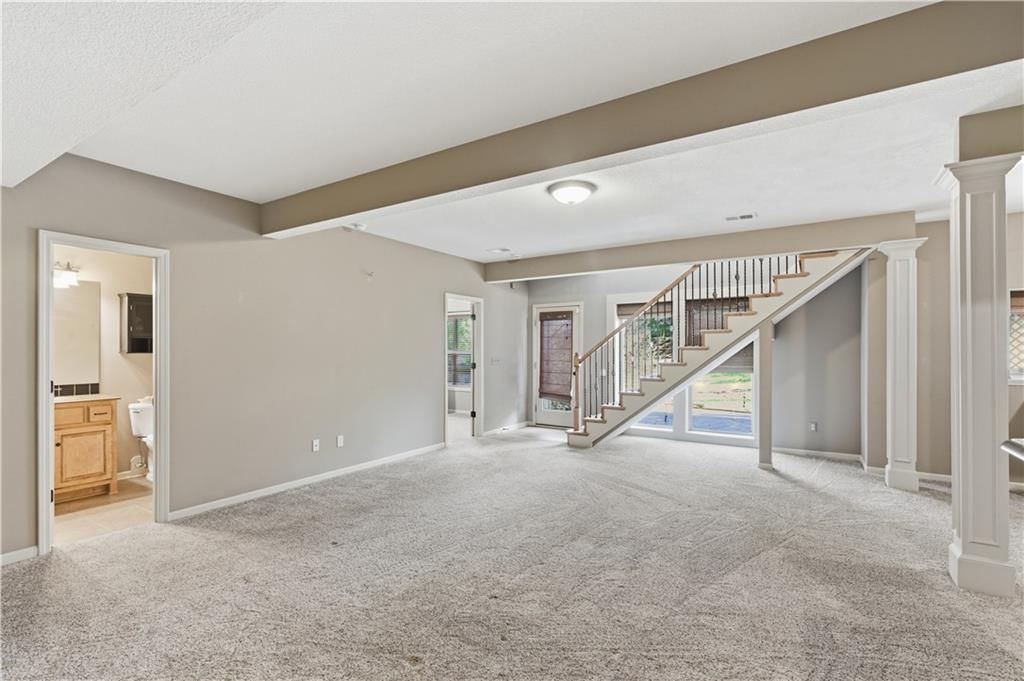 9425 N Spruce Court — photo 24