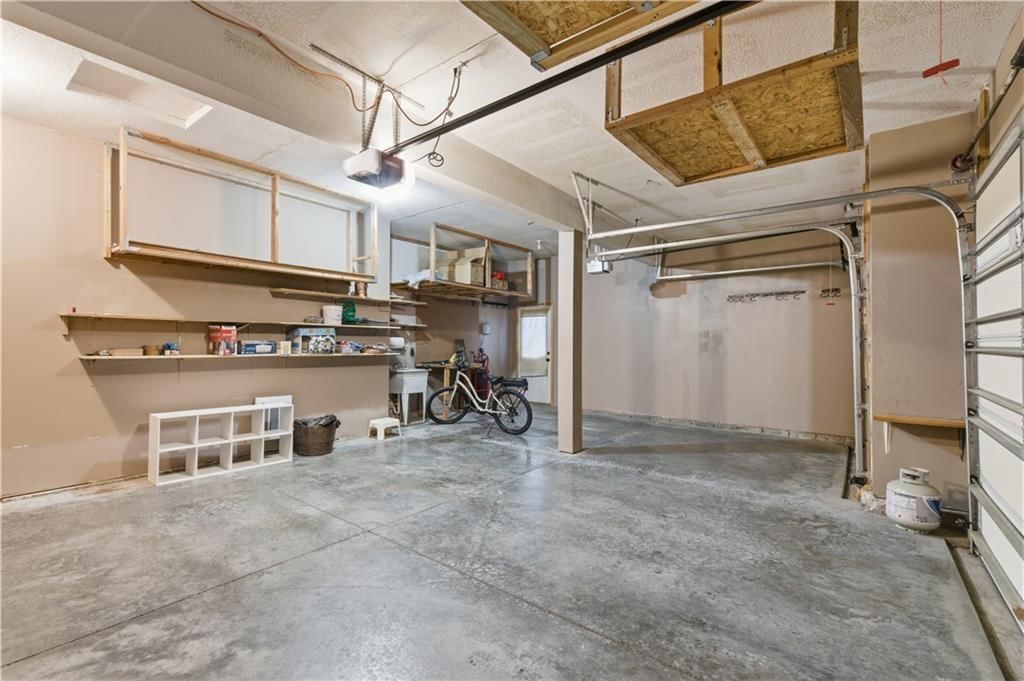 9425 N Spruce Court — photo 35