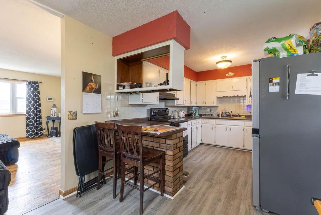 3520 S 41st Terrace — photo 8