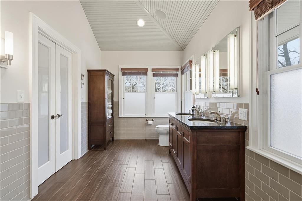 5825 McGee Street — photo 22