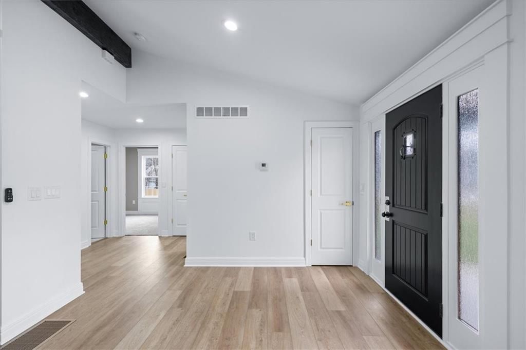 8620 W 75th Street — photo 4