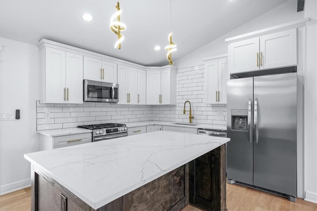 8620 W 75th Street — photo 11