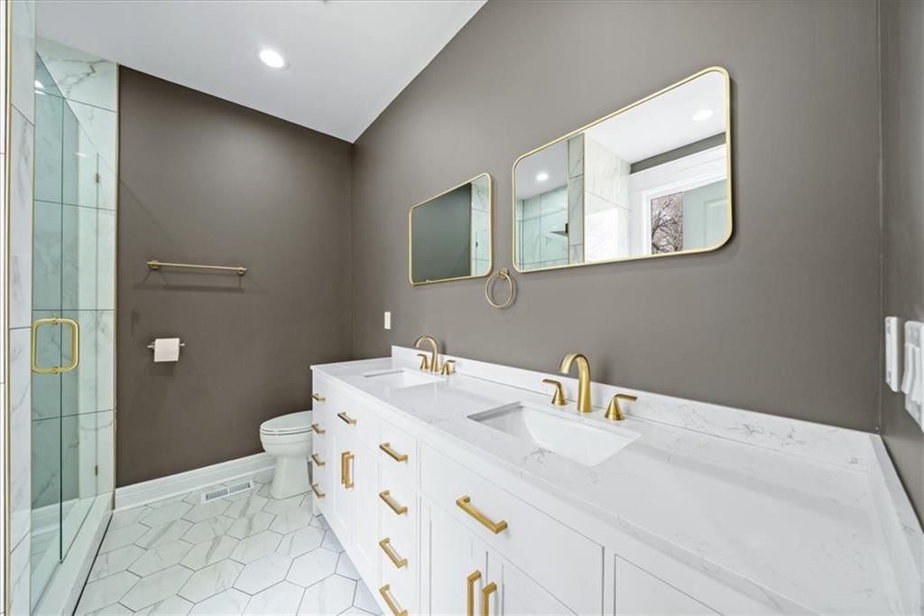 8620 W 75th Street — photo 16