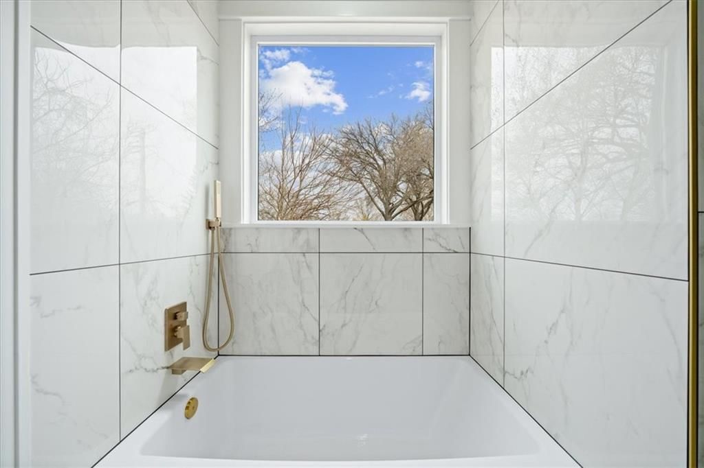8620 W 75th Street — photo 17