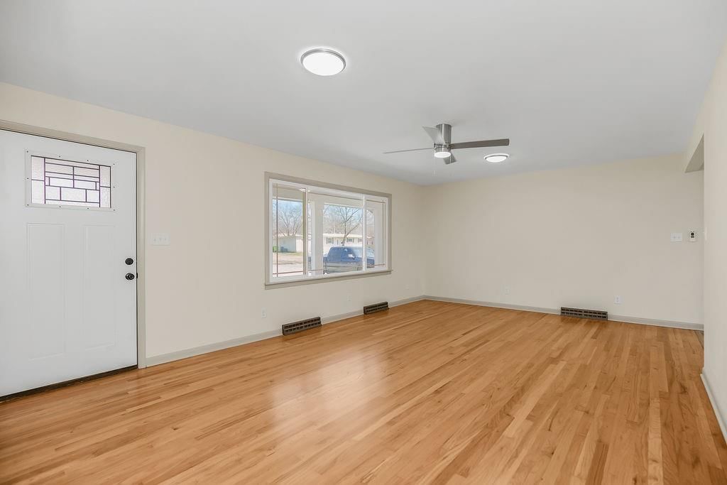 709 W Clay Street — photo 3