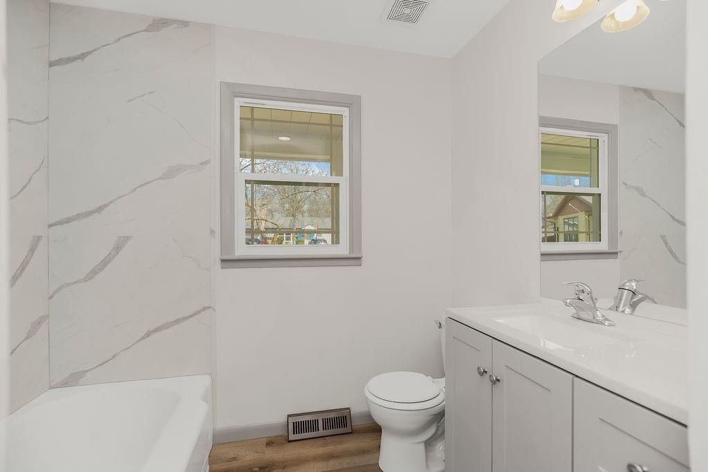 709 W Clay Street — photo 7