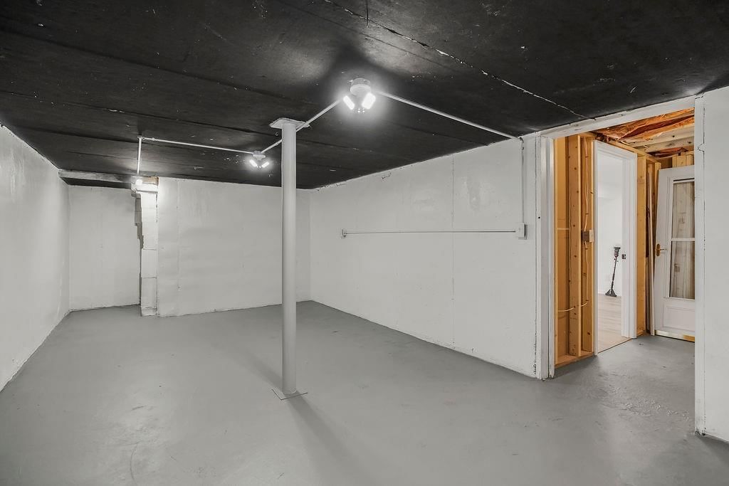 709 W Clay Street — photo 17