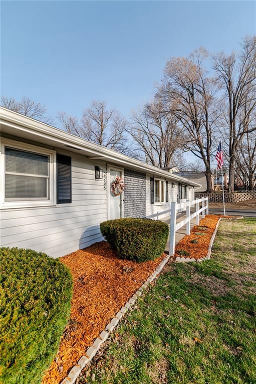 2208 Millwood Drive — photo 4