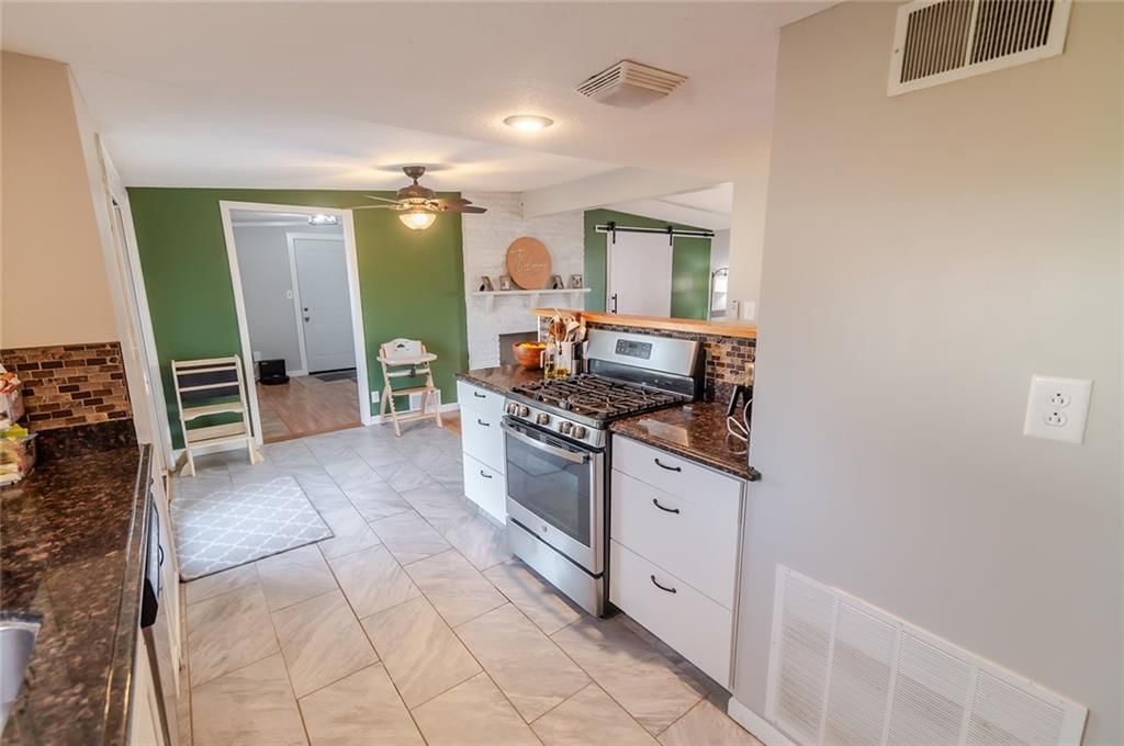 2208 Millwood Drive — photo 26