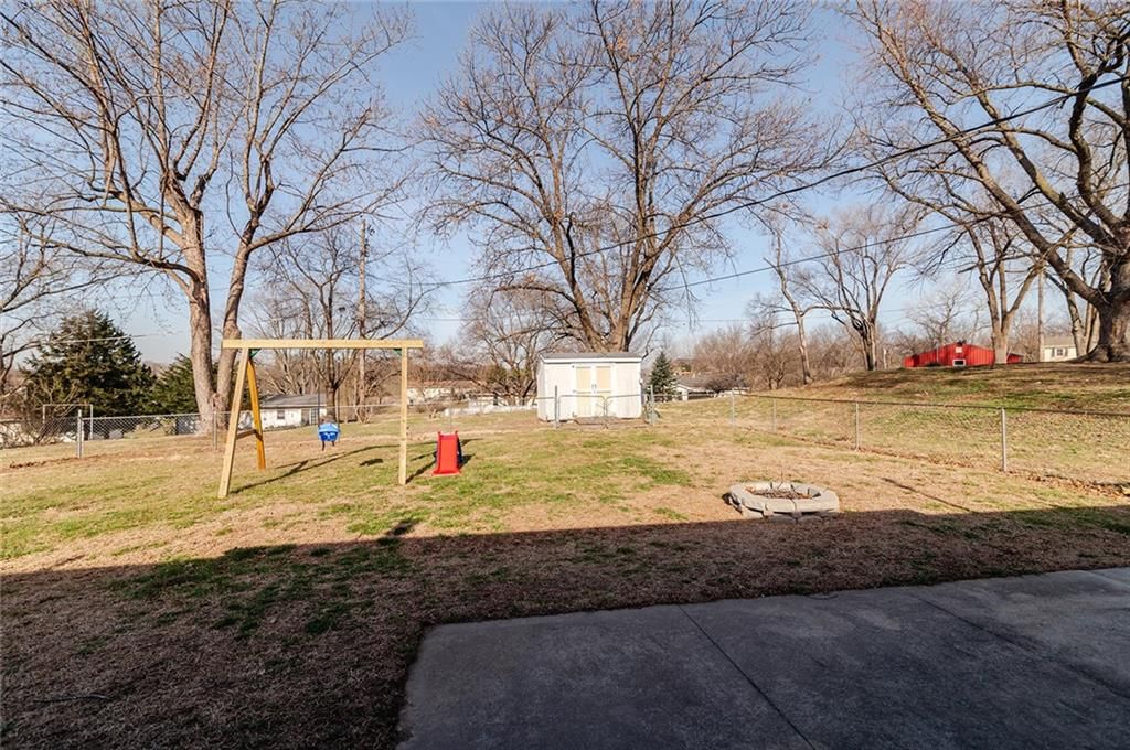 2208 Millwood Drive — photo 49
