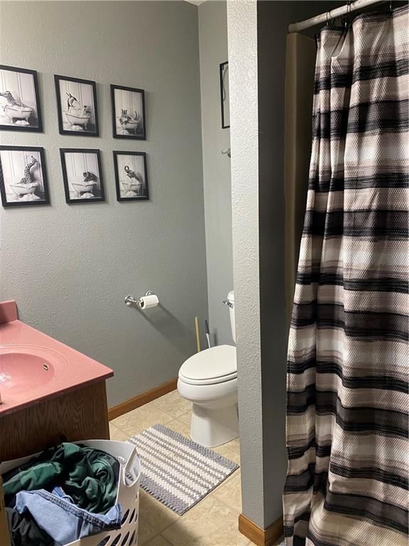 103 N WALNUT Street — photo 13