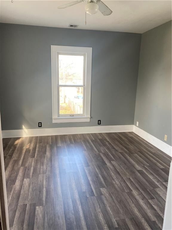 103 N WALNUT Street — photo 16