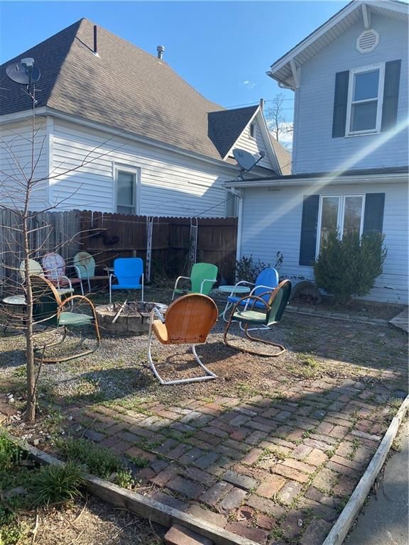 103 N WALNUT Street — photo 25