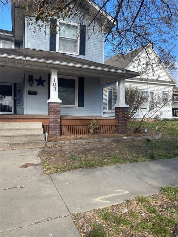 103 N WALNUT Street — photo 33