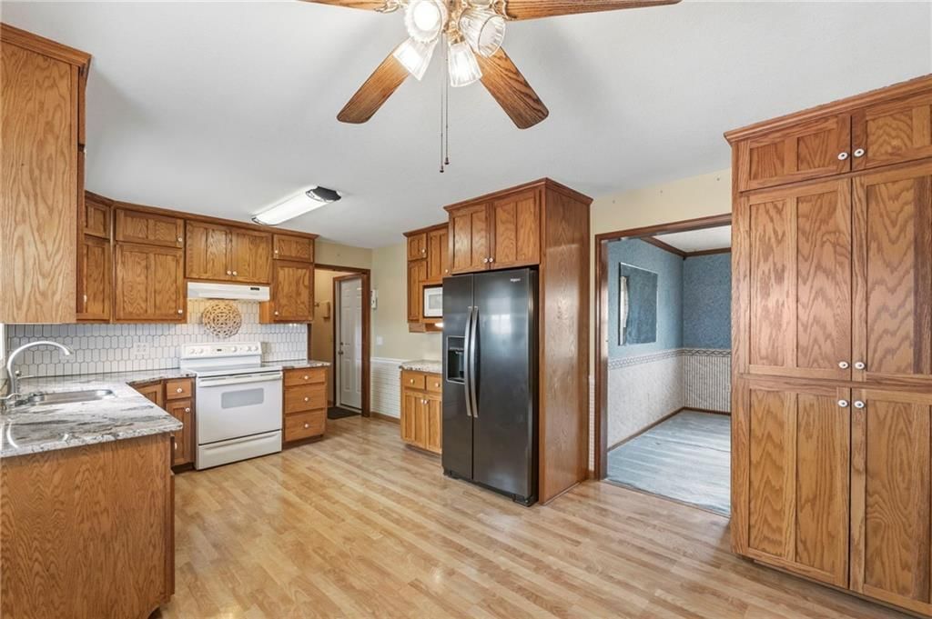 14021 Cameron Road — photo 9