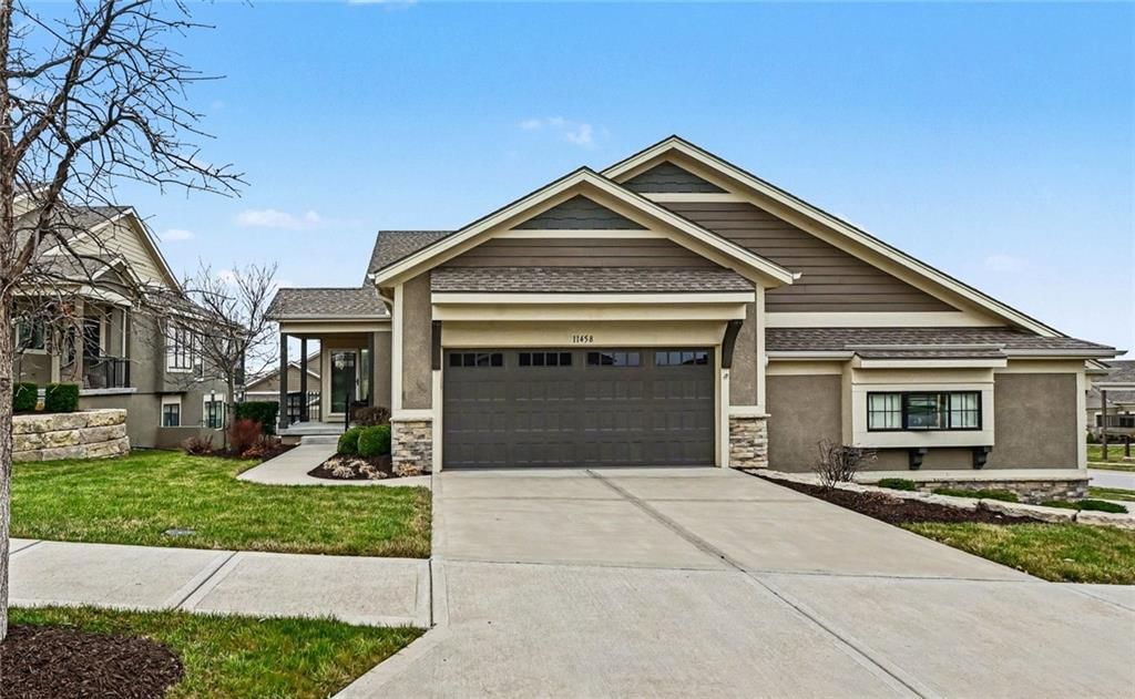 11458 S Waterford Drive — photo 2