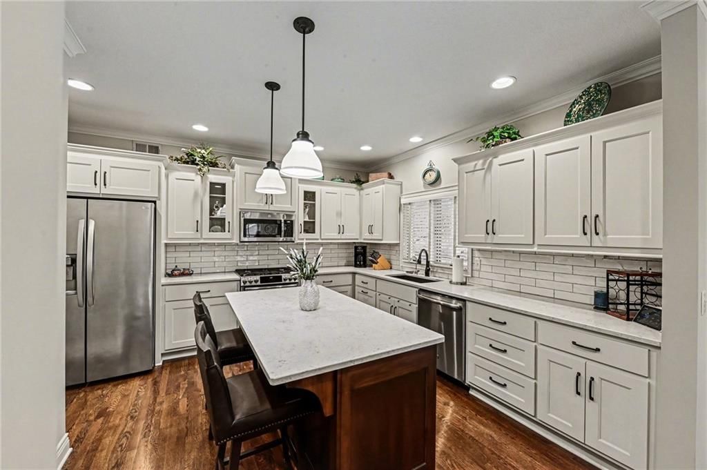 11458 S Waterford Drive — photo 8