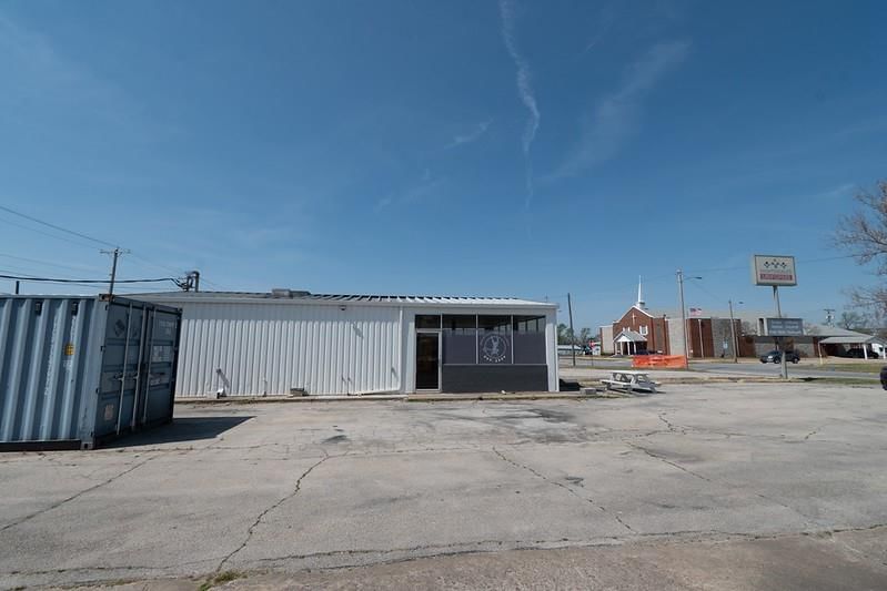 1415 W 8th Street — photo 29