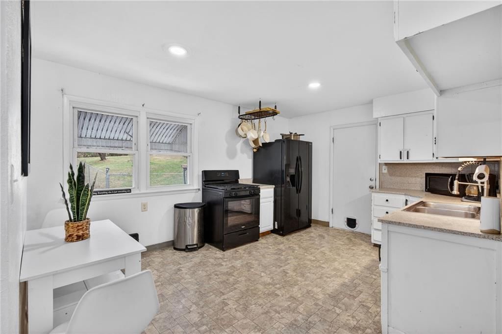 403 E PARK Avenue — photo 12