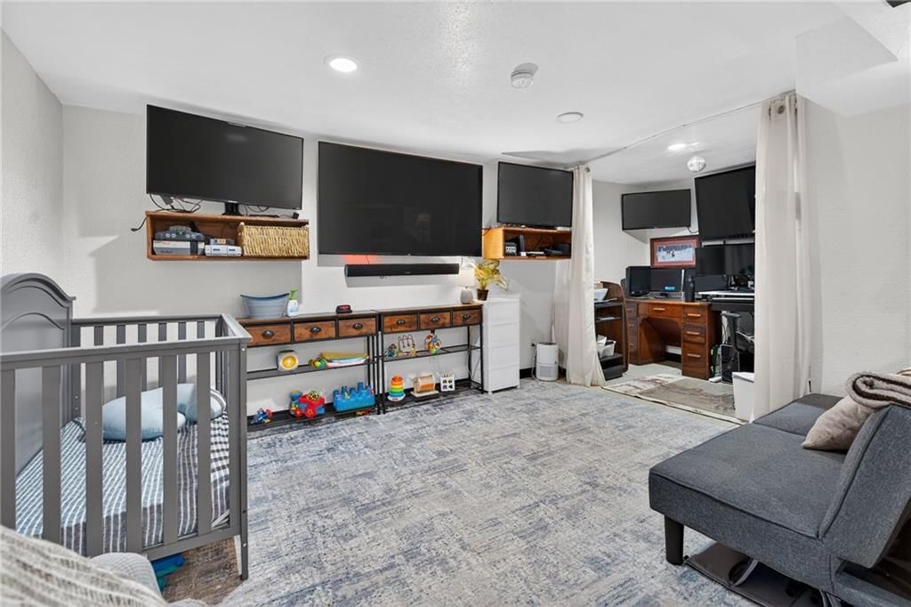 403 E PARK Avenue — photo 23