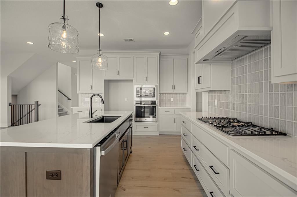 1813 SW Arbormist Drive — photo 16